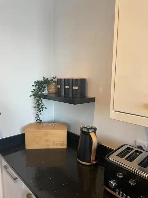 Spectacular 2 Bedroom Balcony Sea View Flat Scarborough Luaran gambar
