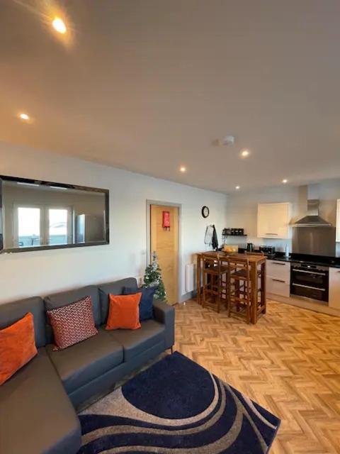 Spectacular 2 Bedroom Balcony Sea View Flat Scarborough Luaran gambar